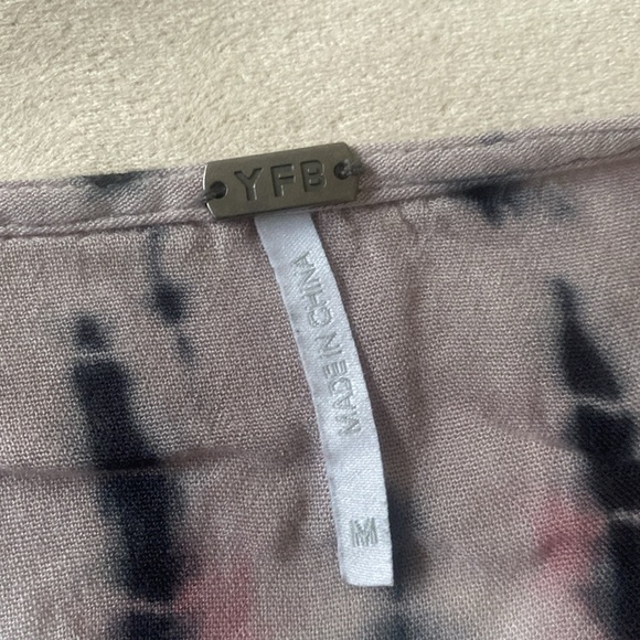 YFB young famous broke tie dye blouse top mauve grey purple size M beach cover - Picture 6 of 10